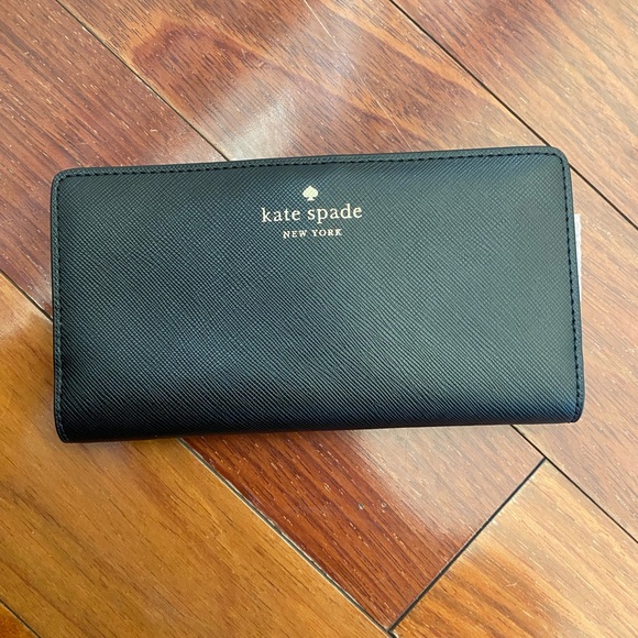 Kate Spade Wallet - Picture 1 of 6